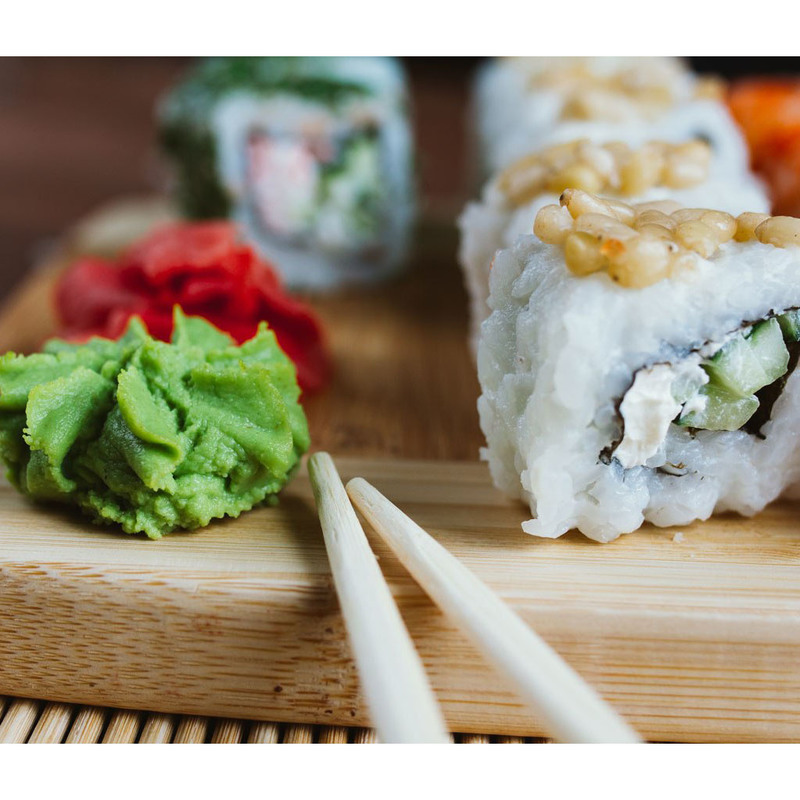 प्रीमियम जापानी होक्काइडो किस्म का वासाबी पाउडर, केवल मुख्य जड़ से बना और प्रामाणिक स्वाद के लिए भाप से सुखाया गया